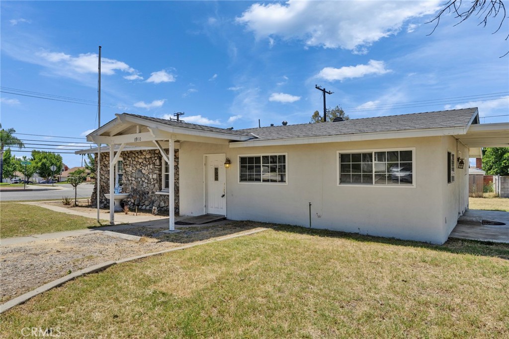 6910 Carnelian Street Property Photo 6