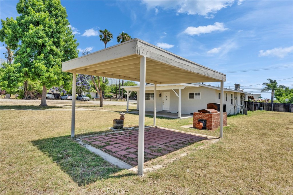 6910 Carnelian Street Property Photo 12