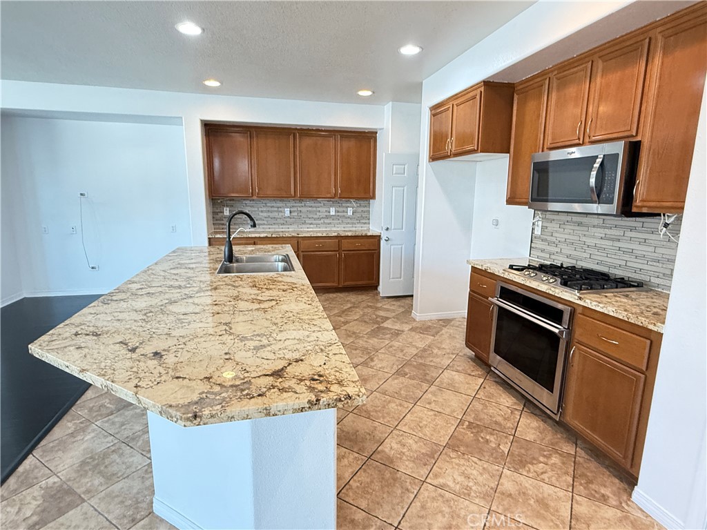 9093 Seal Beach Drive Property Photo 7