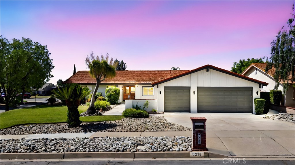 9211 Regency Way Property Photo 1