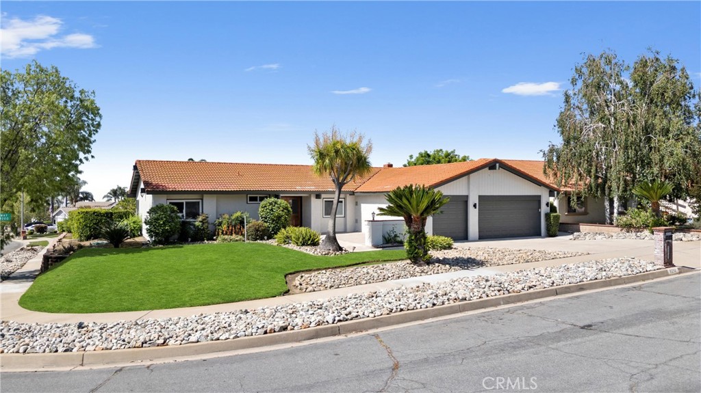 9211 Regency Way Property Photo 5