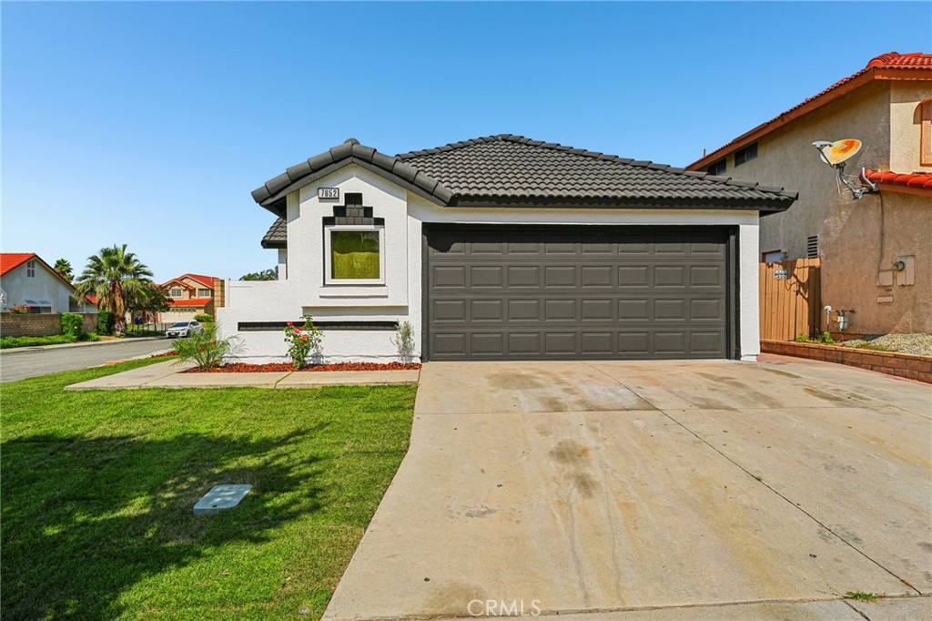 7652 Plumaria Property Photo