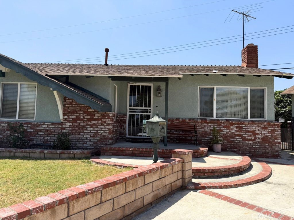 14502 Sabine Drive Property Photo 1