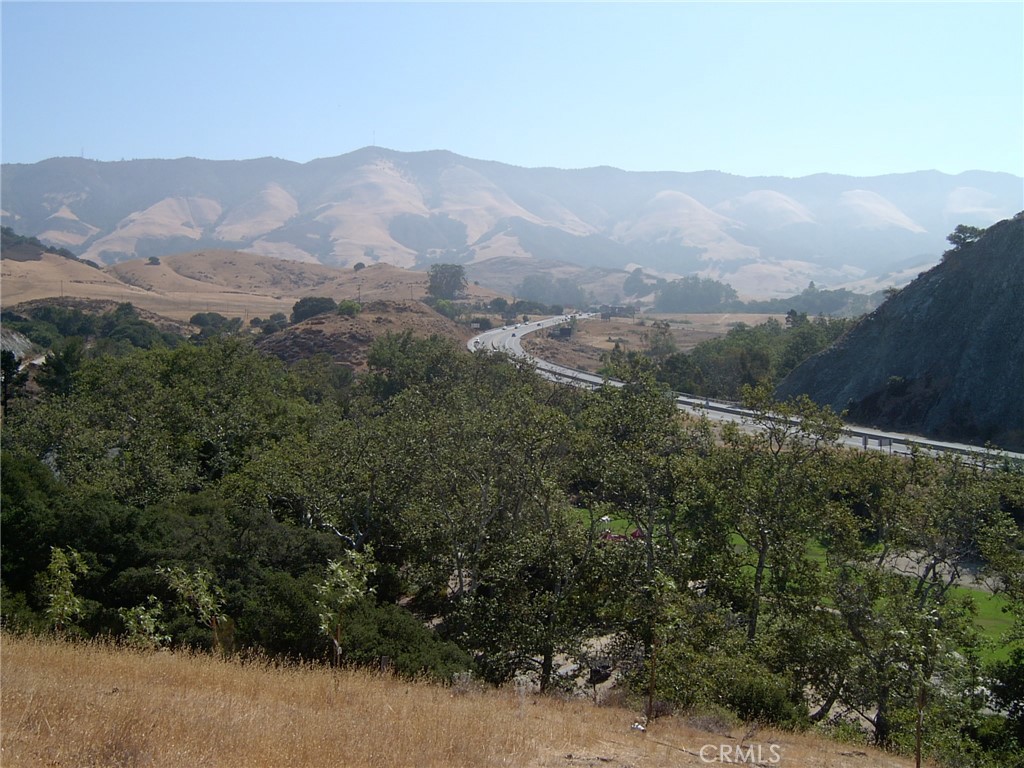 2298 Santa Ynez Avenue Property Photo 3