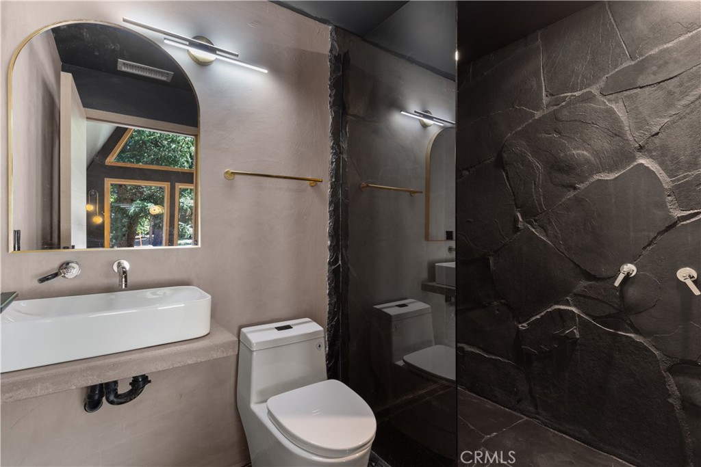 605 Ponderosa Drive Property Photo 15