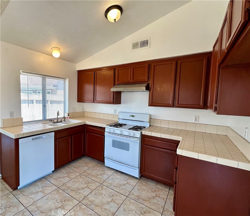24469 Tyann Court Property Photo 16