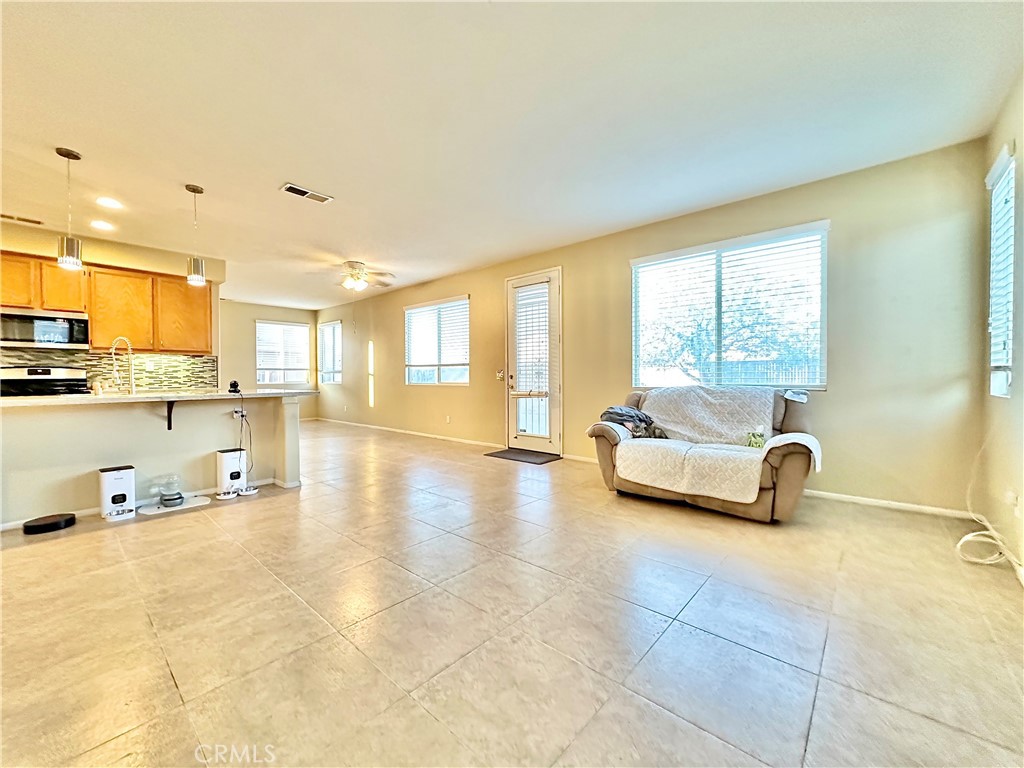 14773 Delicious Street Property Photo 5