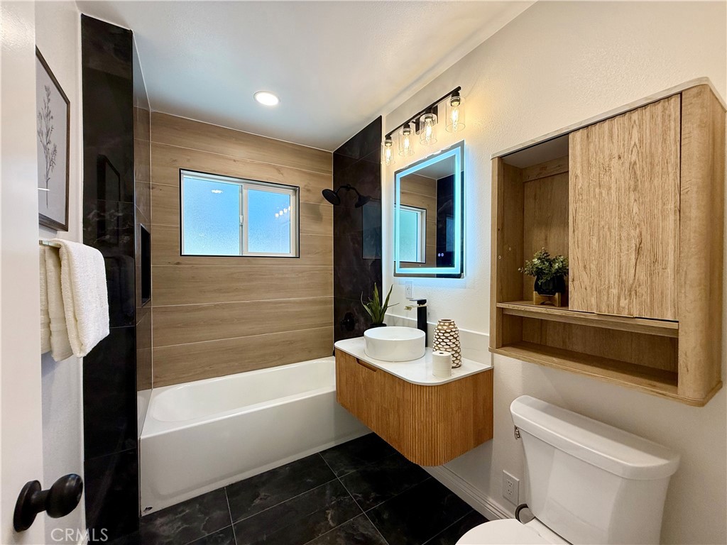 1319 Riedel Avenue Property Photo 17