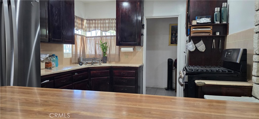 6718 Del Rosa Drive Property Photo 6