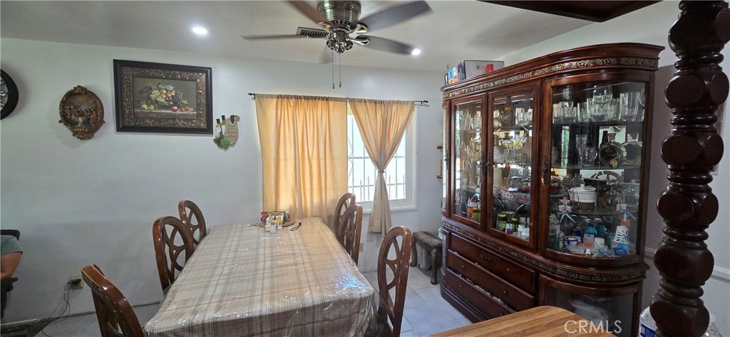 6718 Del Rosa Drive Property Photo 7