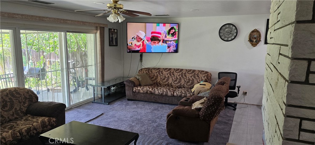 6718 Del Rosa Drive Property Photo 12
