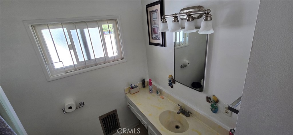 6718 Del Rosa Drive Property Photo 15