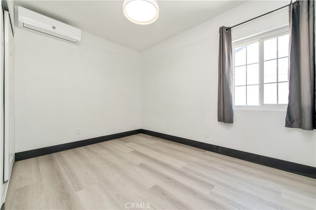 10123 Beach Street Property Photo 16