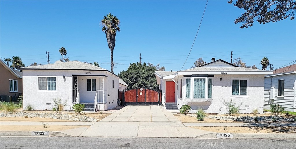 10123 Beach Street Property Photo 24