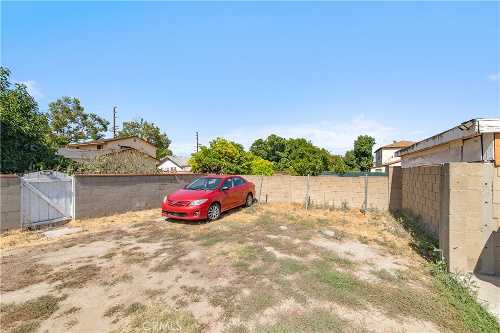 10123 Beach Street Property Photo 25