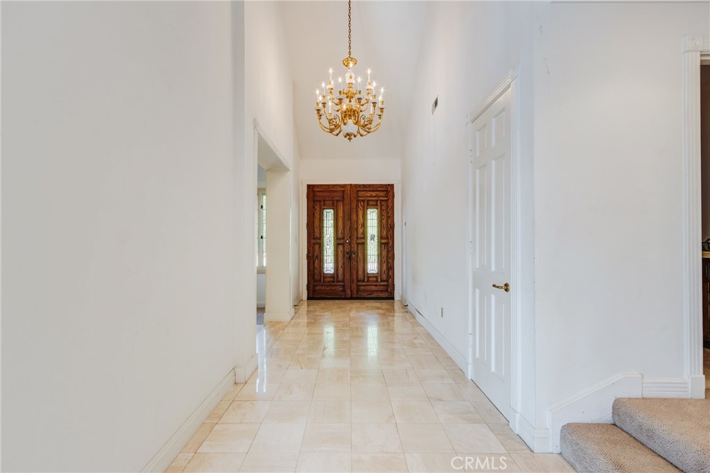 2945 Steeplechase Lane Property Photo 9