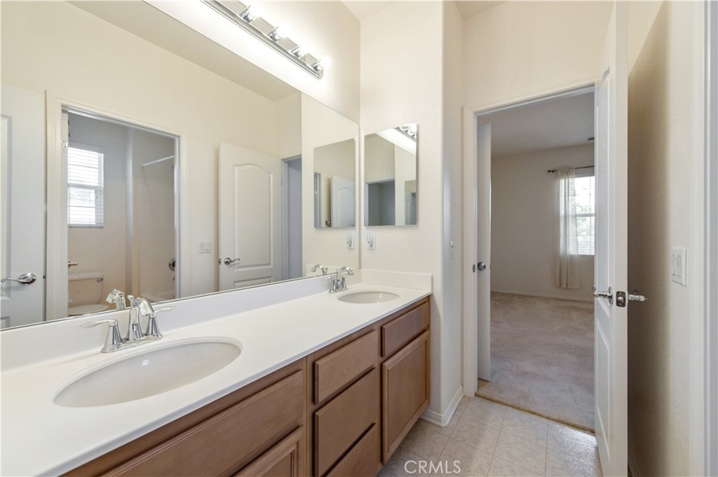 10324 Bold Red Drive Property Photo 9