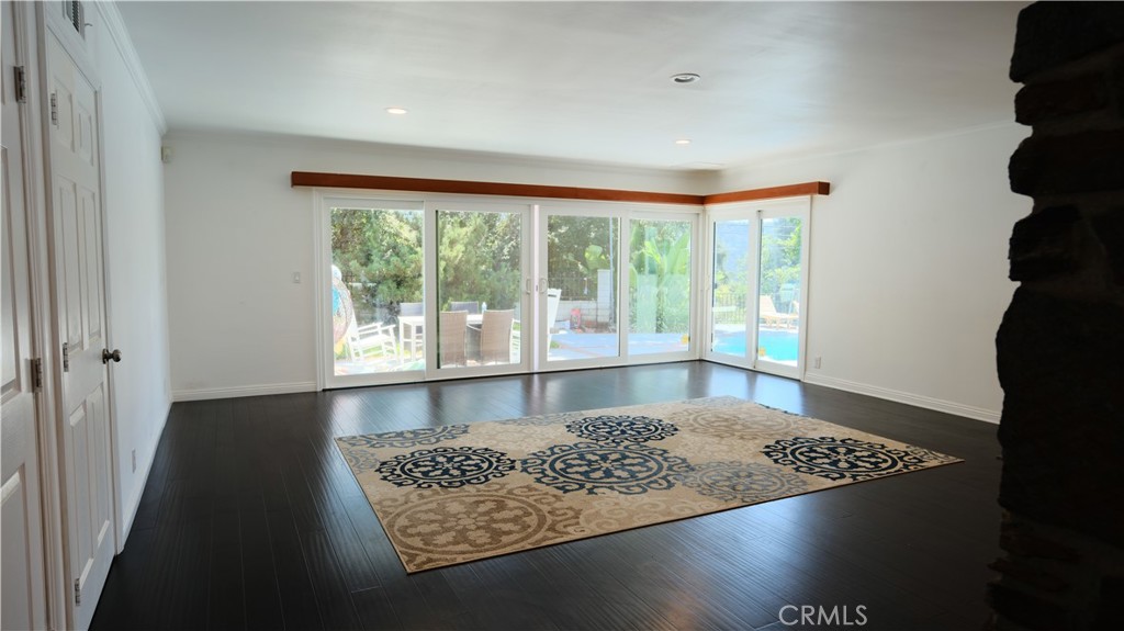 2010 Wilson Avenue Property Photo 20