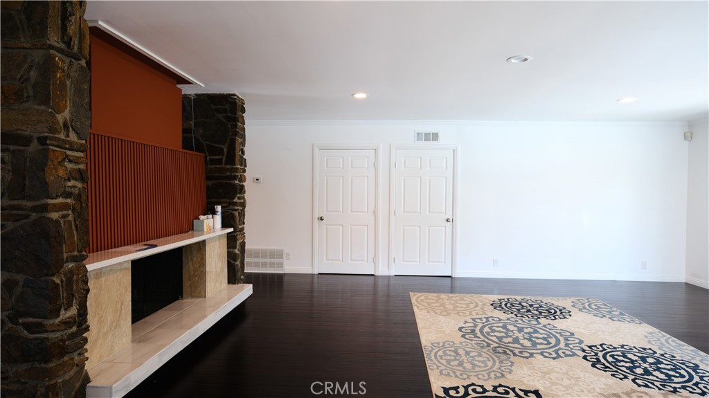 2010 Wilson Avenue Property Photo 21