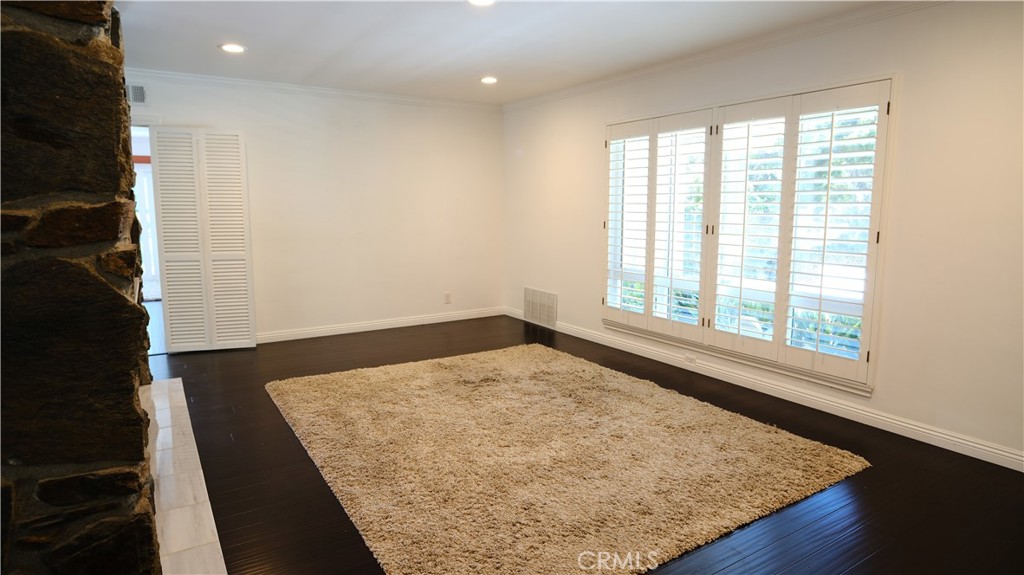 2010 Wilson Avenue Property Photo 23