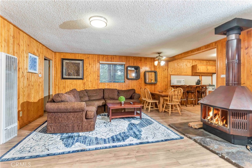39372 Big Bear Boulevard Property Photo 14