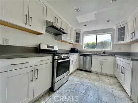 221 S Gale Drive 206 Property Photo 7