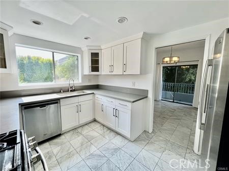 221 S Gale Drive 206 Property Photo 8