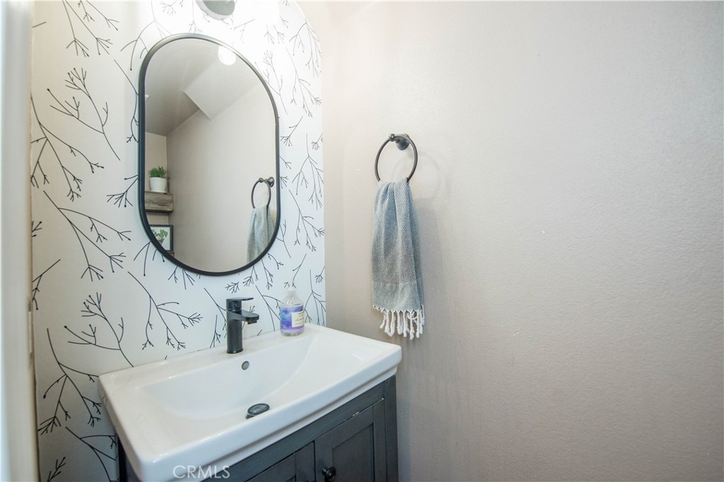 11025 Kenyon Way Property Photo 9