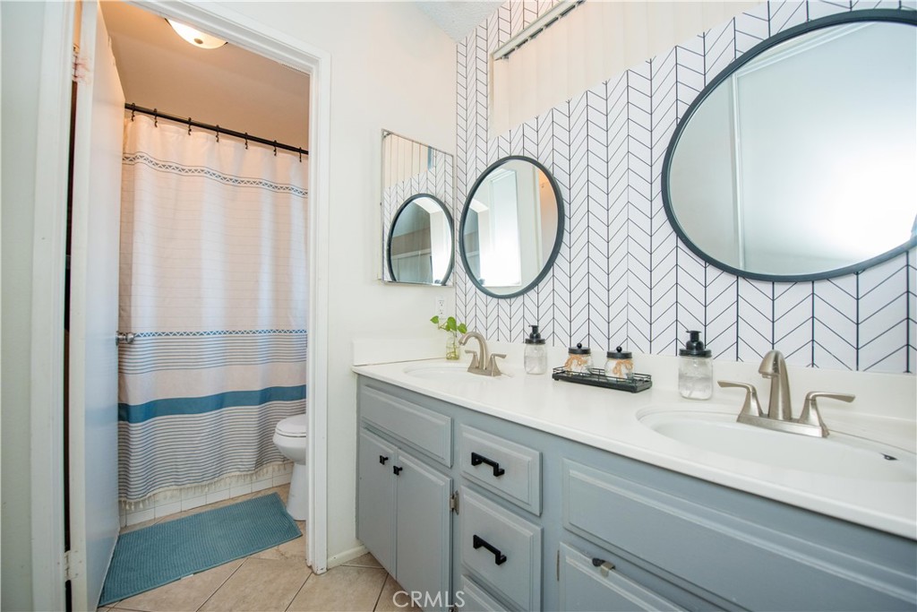 11025 Kenyon Way Property Photo 11
