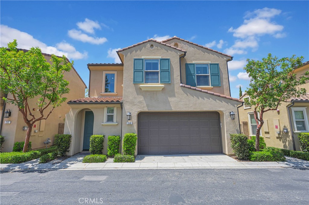 230 Bright Poppy Property Photo 1
