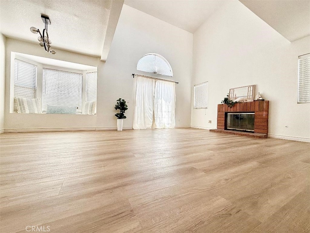 1387 Sycamore Lane Property Photo 4