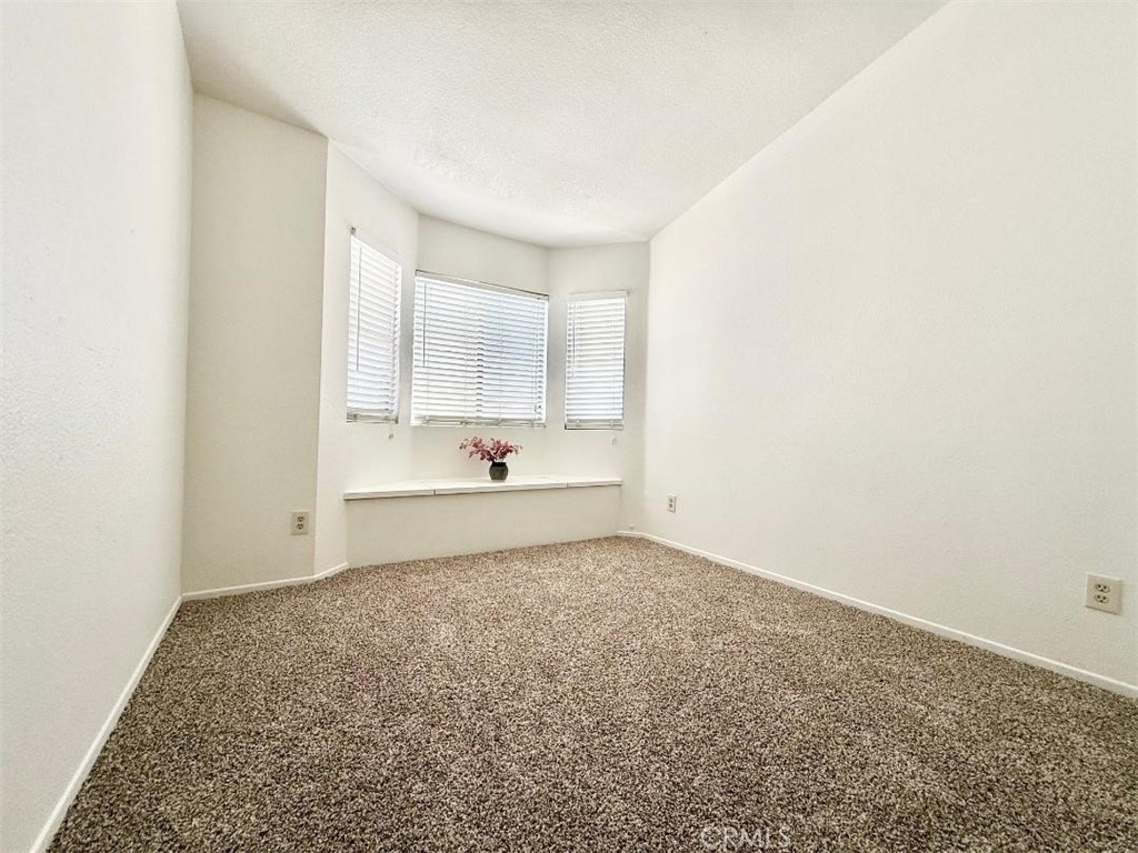 1387 Sycamore Lane Property Photo 7