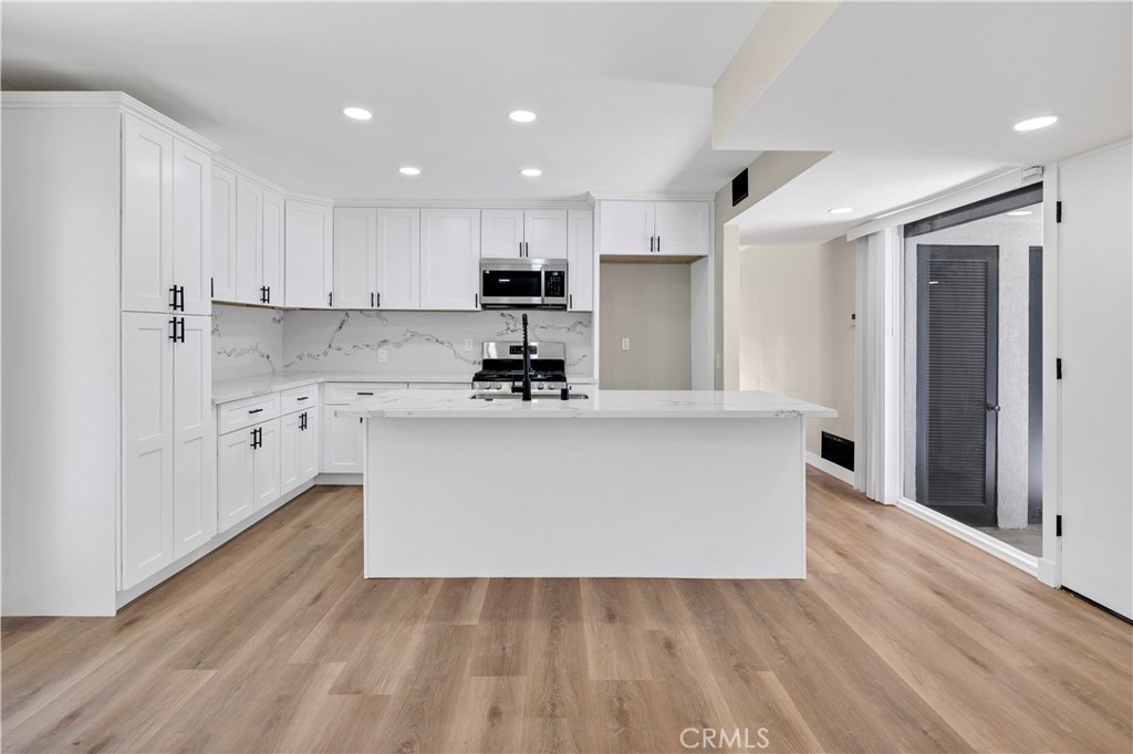 7364 Layton Street Property Photo 14
