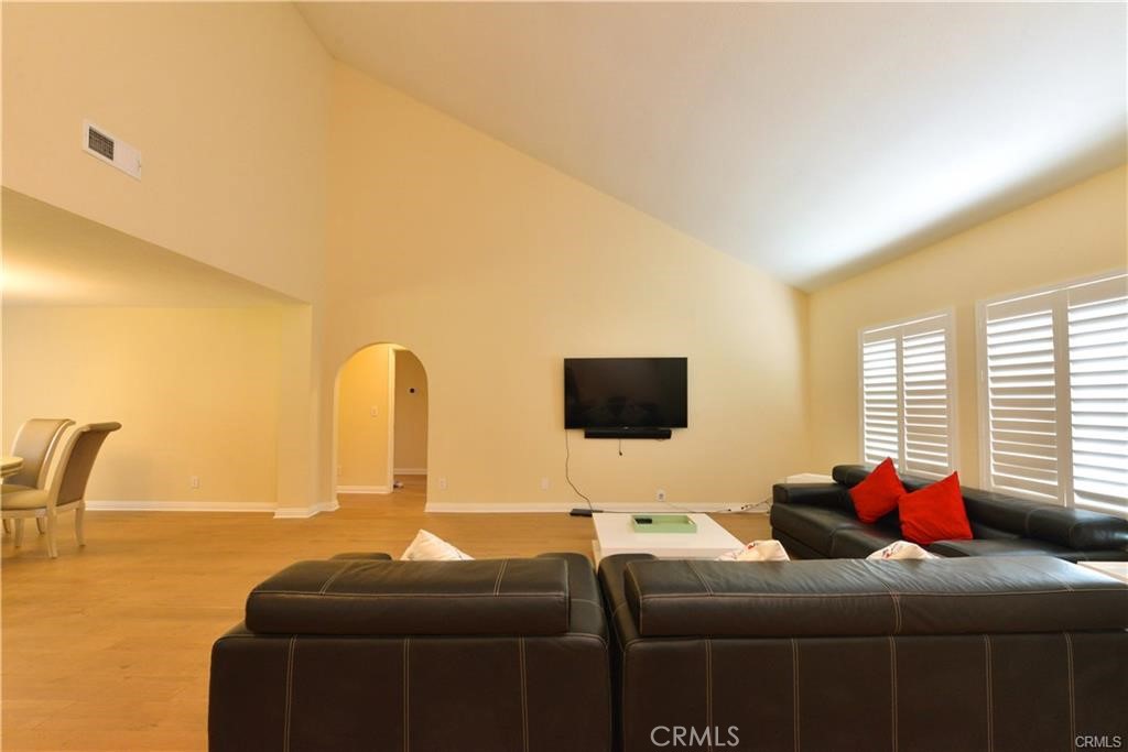5436 Valinda Avenue Property Photo 21
