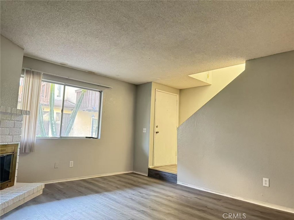 9100 Acacia Avenue Property Photo 2