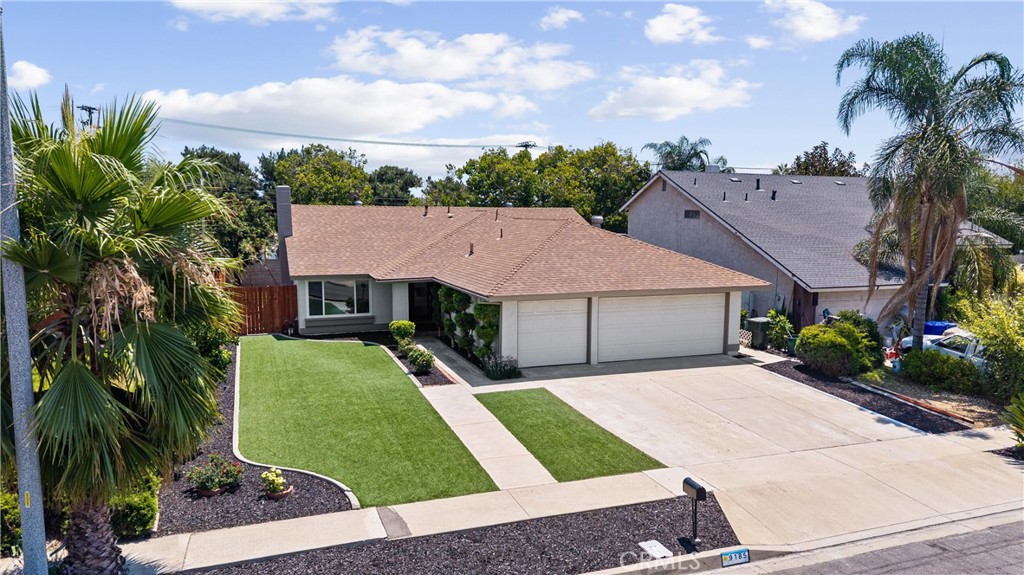 9185 Jadeite Avenue Property Photo 2