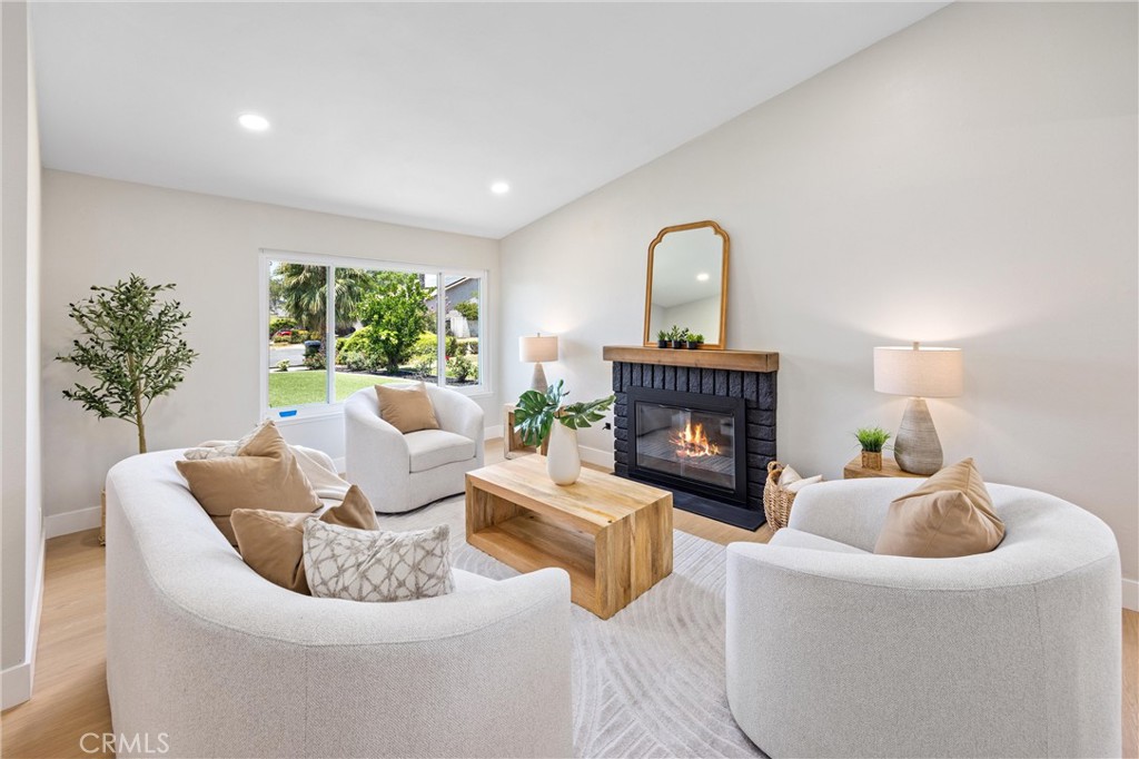 9185 Jadeite Avenue Property Photo 5