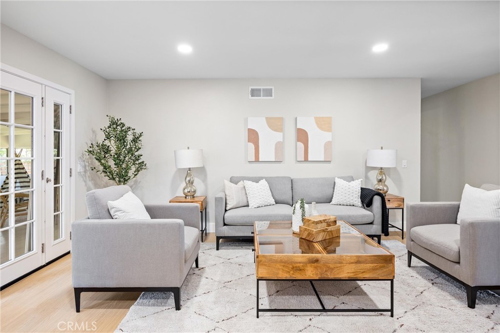 9185 Jadeite Avenue Property Photo 10