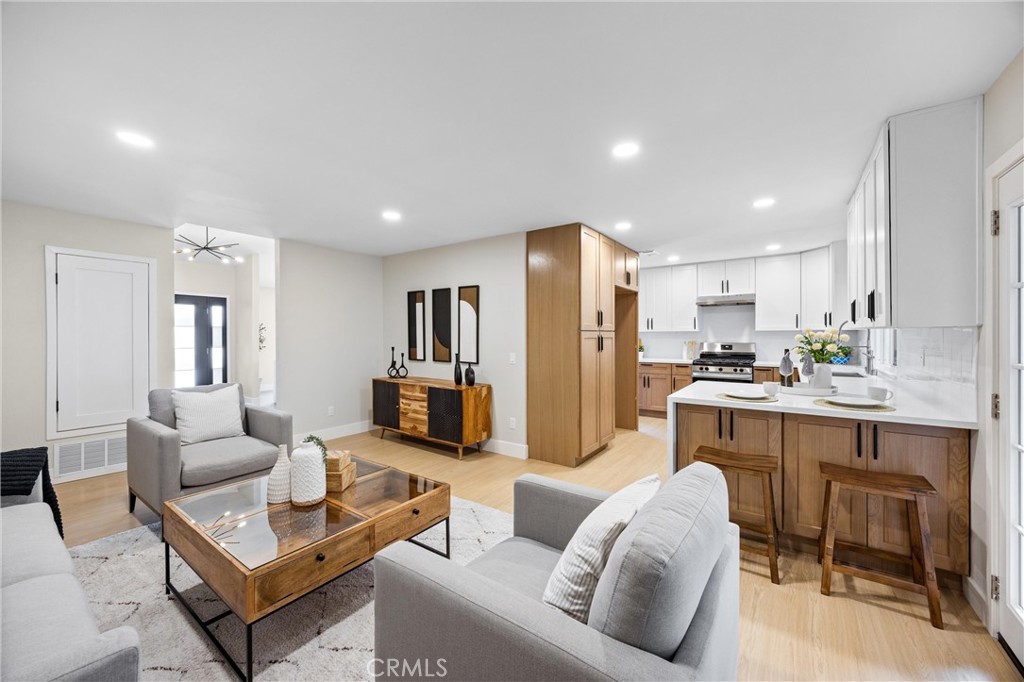 9185 Jadeite Avenue Property Photo 11