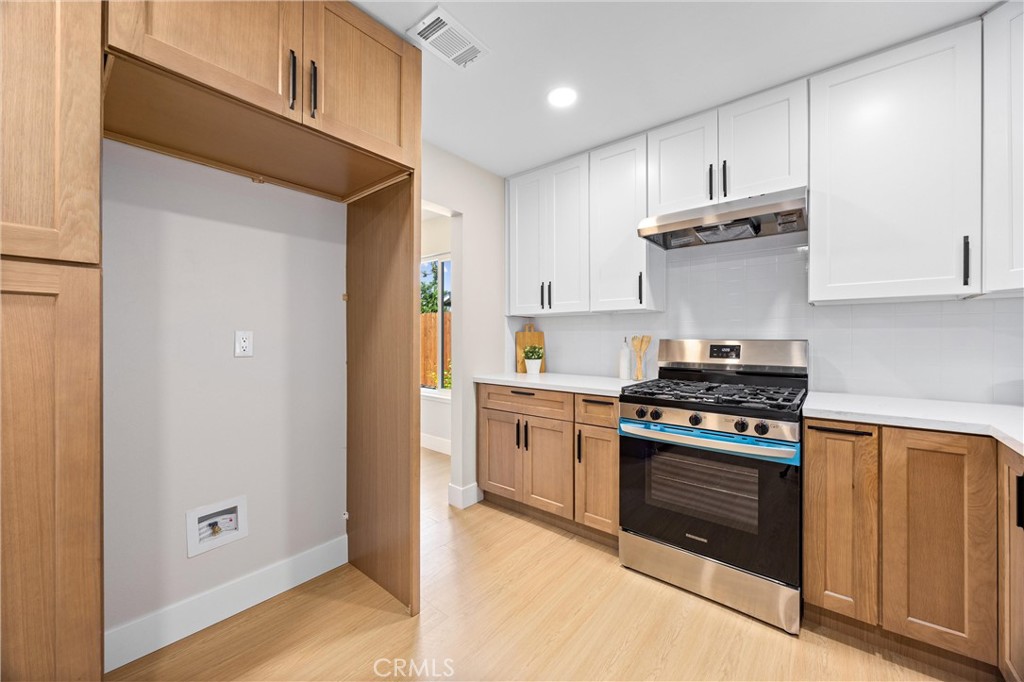 9185 Jadeite Avenue Property Photo 14