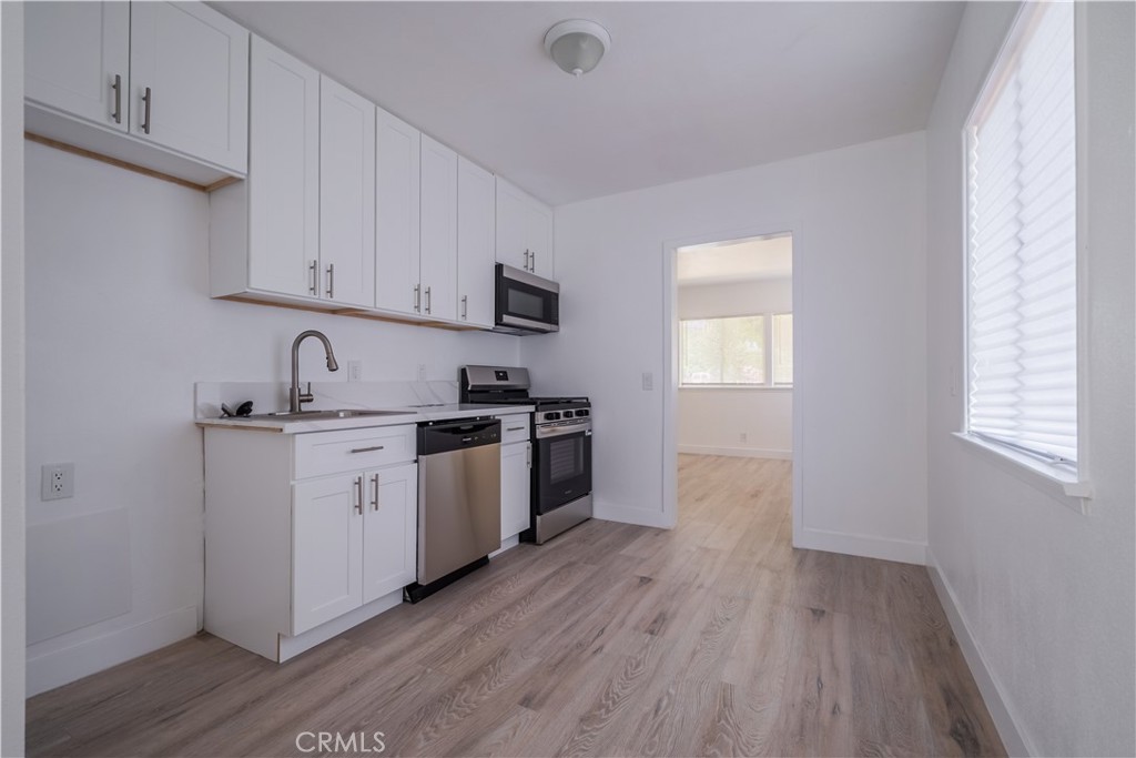 810 Jarrow Avenue Property Photo 13