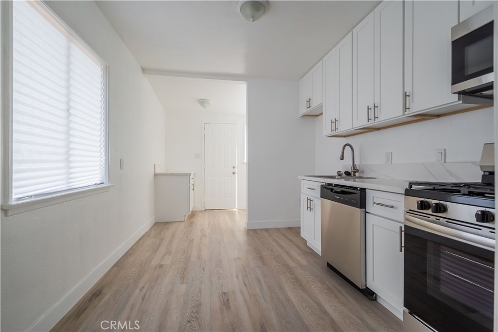 810 Jarrow Avenue Property Photo 14