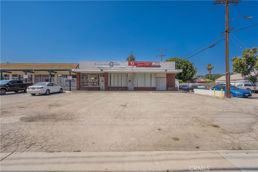 810 Jarrow Avenue Property Photo 35