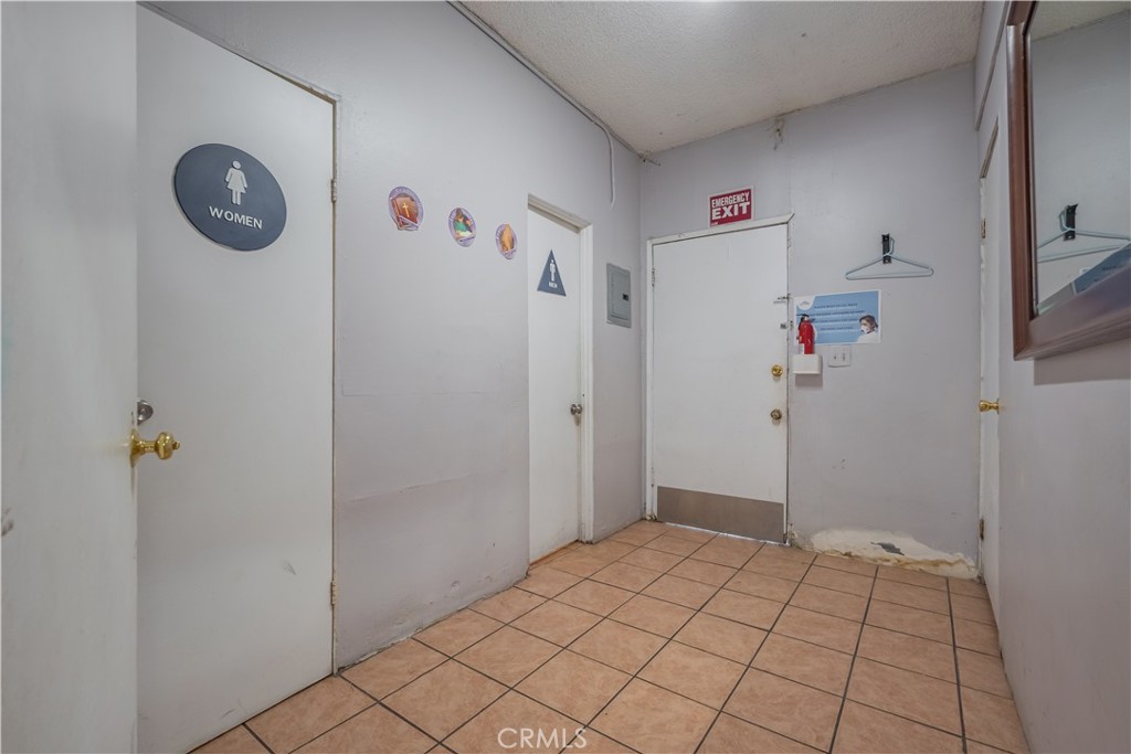 810 Jarrow Avenue Property Photo 49