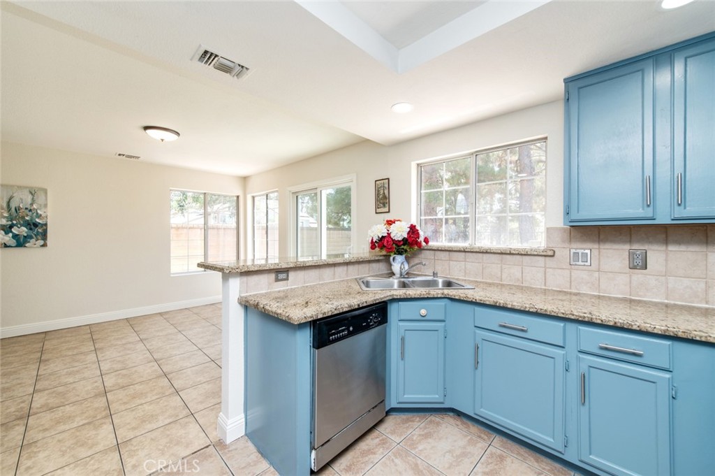 11157 Charleston Street Property Photo 18