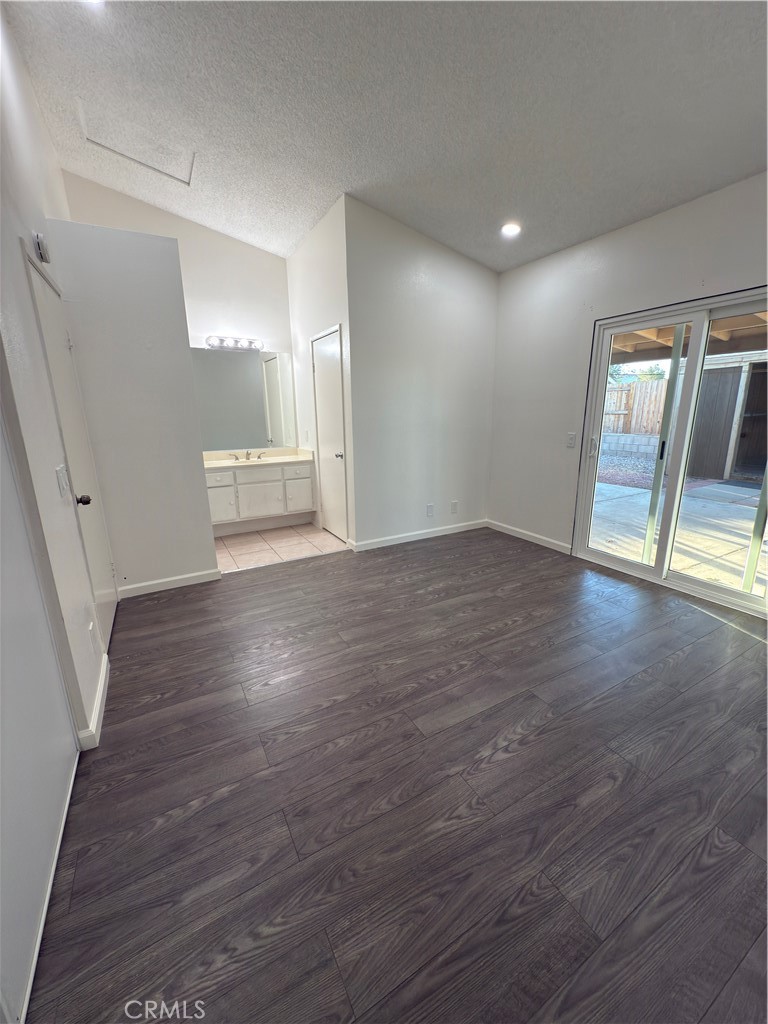 14164 Poplar Street Property Photo 16