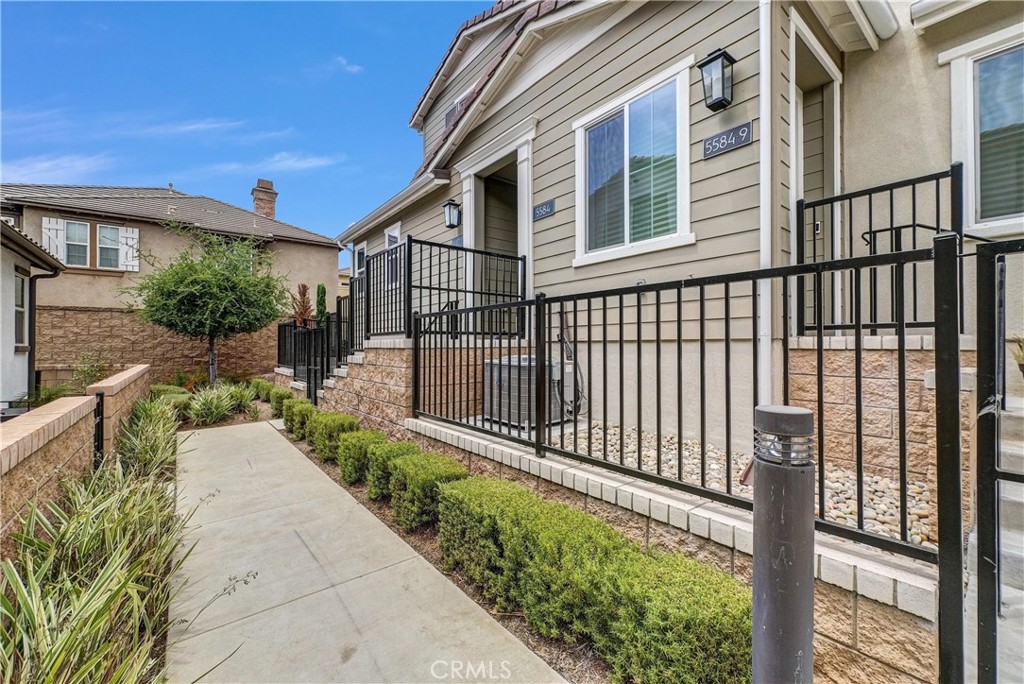 5584 Kate Way 10 Property Photo 1