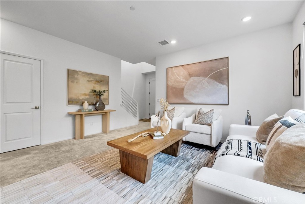 5584 Kate Way 10 Property Photo 4