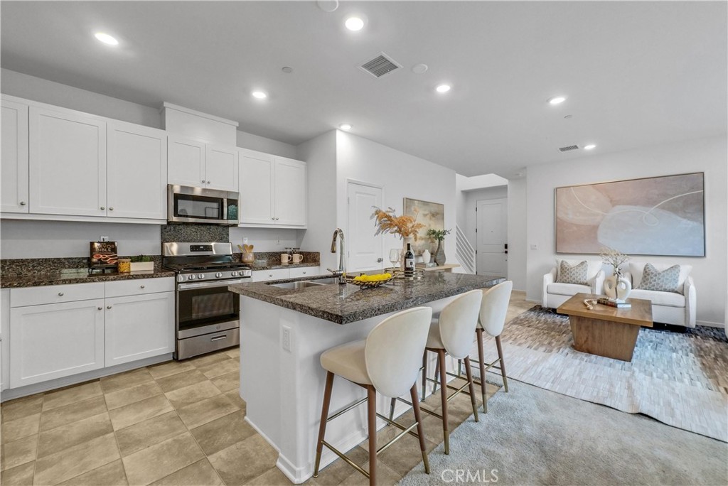 5584 Kate Way 10 Property Photo 6