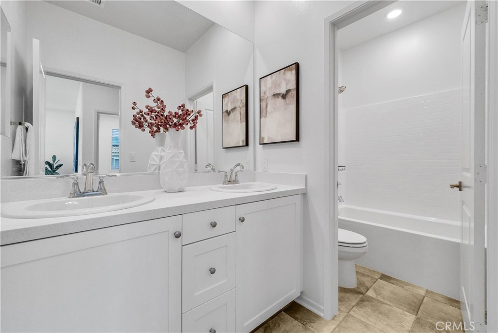 5584 Kate Way 10 Property Photo 21